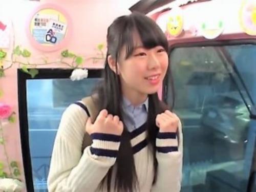 【MM便】黒髪で純粋そうな勉強漬けのスレンダー予備校生がまたがり顔面騎乗クンニで人生初のお漏らし大失禁イキ！