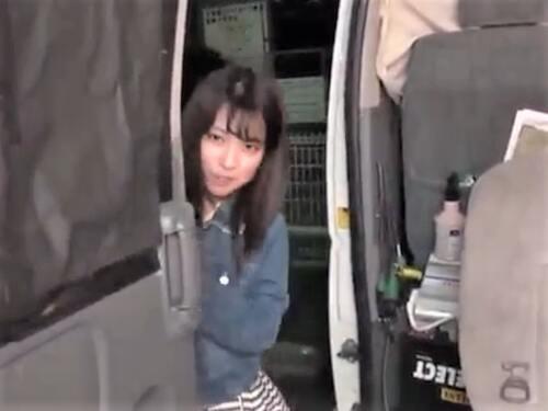 【素人ナンパ】看護師を目指す黒髪の女の子❤WチンコWフェラでスケベ汁ダダ漏れ❤電マで欲情し素股＆騎乗位でザーメン種付け❤