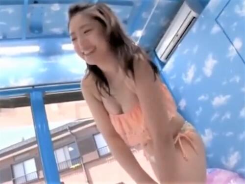 【MM号】「ゆずき19歳です」ビキニ着たエロカワ女子大生がミラー号に乗車❤彼氏もちお姉さんが草食男子のオナニーガン見❤