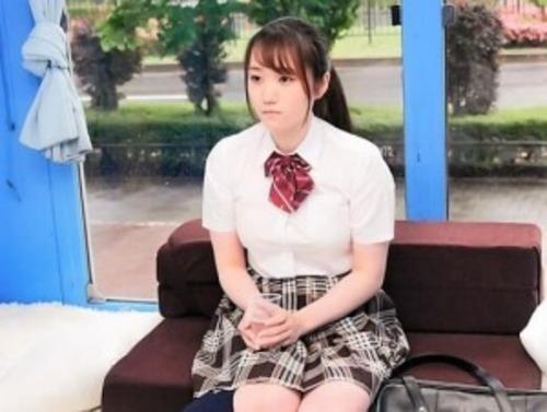 【MM号】「オナニー…した事ある//」恋愛インタビューで黒髪の清楚美女が赤裸々発言!ミニスカ制服おっぱい娘が立ちバック!