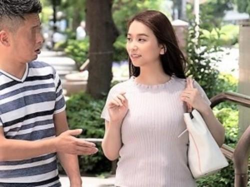 【人妻ナンパ】「好きな体位…正常位❤」色気溢れる美魔女な熟女ナンパ❤桃尻Tバックがエロい爆乳な奥様がオナニー＆中出し不倫❤