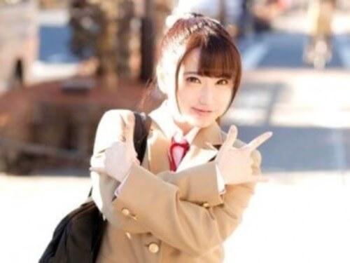 【マジックミラー号】ふわふわ天然系巨乳JK！自慢の爆乳おっぱいを揉み揉みしながらのインタビュー！【素人ナンパ】