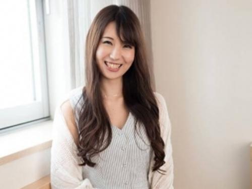 【人妻ナンパ】スタイル抜群のブラから溢れそうな程の爆乳マダムが下着確認からホテルでの不貞行為へ!
