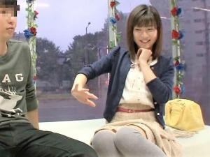 【MM号】「面白くて優しい❤」彼氏が居るリア充なお姉さんとHな企画❤後は卒業するだけの内定とった美女JDがお友達とハメハメ