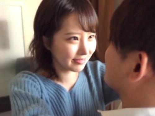【美少女】ちょっと恥ずかしがりな女の子だけどセックス中は全く別の顔を見せる癒やし系の変態娘にGAP萌え～♡【山口葉瑠】