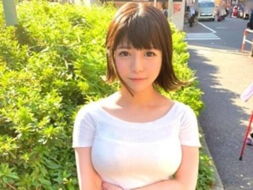 【素人ハメ撮り】激カワ甘いロリ顔フェイスの爆乳美少女は愛人気質でご奉仕大好き♡ぬるぬる乳浴プレイで爆乳を堪能！