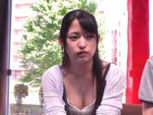 【マジックミラー号】アパレル会社員のロリ美少女がプロ技エステティシャンのぬるぬる秘技で興奮からの大人の玩具イン！