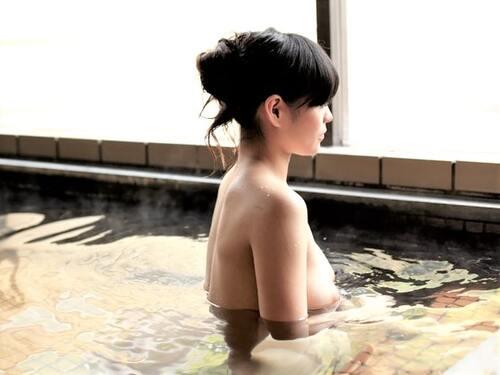 【おもてなしソープ】「私もマンコ洗っていいですか❤」巨乳おっぱいで洗ってくれる美人奥様❤フェラ立ちバックからお掃除フェラ