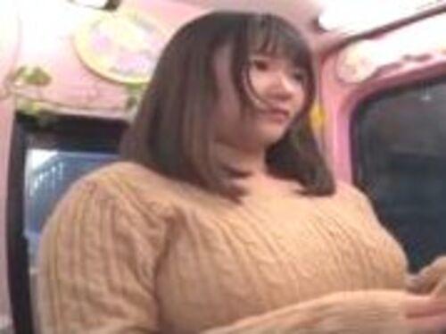 【マジックミラー便】都会の有名大学に通うインテリ女子大生！男性経験がまだ浅いリアル女子大生のクリちゃんを性感開発！