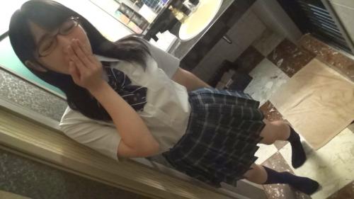 バイブと電マで気持ち良くしてあげたら、「オチンチン入れたい」
