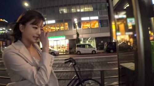 コリコリ乳首のおっぱいが揺れてエロすぎる…