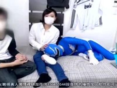 (辱め&18禁)美女を部屋に連れ込んでふざけながらHライブ配信！！マスクをとって素顔で感じまくり！フォルムが完ぺきな女の子