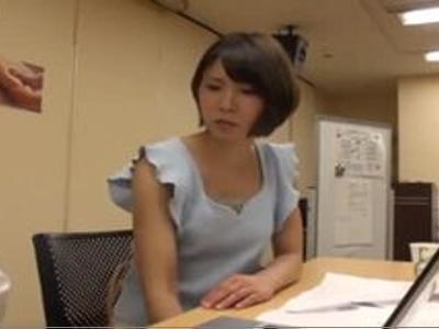 【人妻&美乳】拘束しておもちゃをあて続けながら放置！ヌレヌレになったマ〇コに生挿入して膣内射精！興奮MAXのメチャ抜け映像