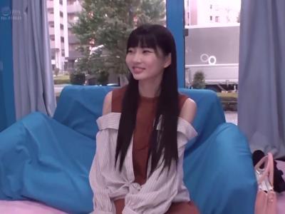 (外見える!?&女子大生)大学生恋人がカレのチンポ当てに挑戦した結果…罰ゲームで寝取られ！素晴らしい娘のR18動画
