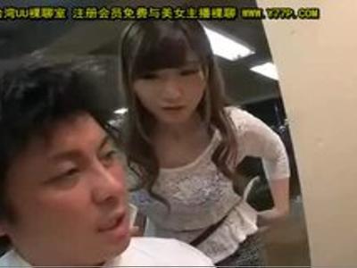 【痴女&美容師】イケてるギャル美容師のエッチなサービス！大きなおっぱいで誘惑してベロチュー！いやらしいエッチな映像