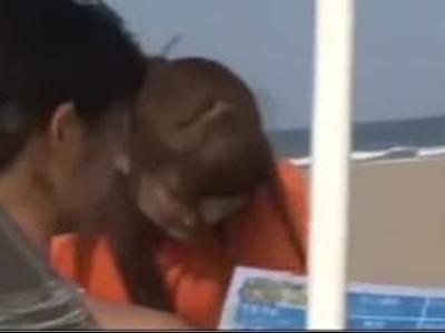 (ビキニ&18禁)「やめて～」海の家でバイトしていた水着の最高に綺麗な美女をレイプ！ゴム無し膣内射精された！お気に入り必須のエロ動画