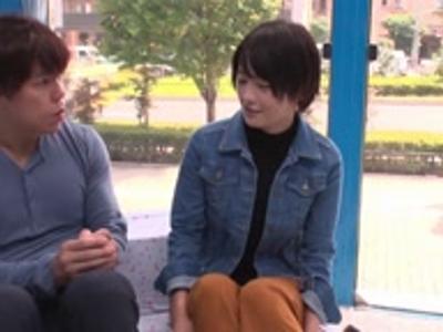(女子大生&素人)最高に綺麗な美少女にゴム無し激ピストン！寝バックで激ピストンされてガクガク絶頂！右手が止まらないエロ動画