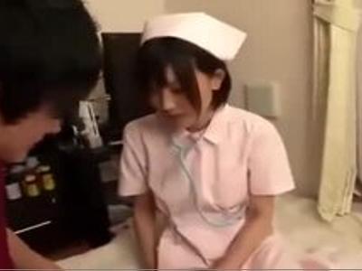 ナース服姿の大きなおっぱい美女が素人男性宅にお邪魔して濃厚ご奉仕H<最高!!巨乳>