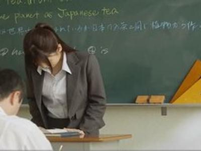 【巨乳&美乳】「やめなさい…」女教師をみんなでレイプ！授業中にリモコンローターで悪戯される美人先生！セクシーな女の子の18禁動画