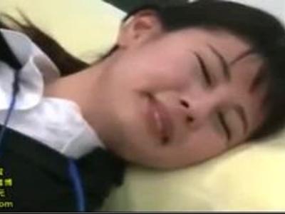 (女子社員&18禁)SOD新人ADを騙して女優の代わりにHまでさせちゃった！戸惑いながらも感じまくり！最高な性処理動画