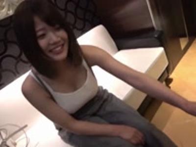 (個人撮影&素人)マッチングアプリで見つけた巨乳な女子大生とワンナイトラブ！ハァハァが抑えられない即抜け映像