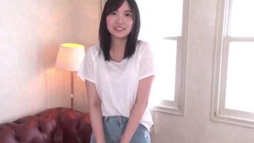 新人19歳 はじめまして、改名八乙女ななです。本物アイドルAV DEBUT！ ファンイベントでも接触ナシだったあの娘がチ○ポはすぐ触っちゃうなんて…！！！