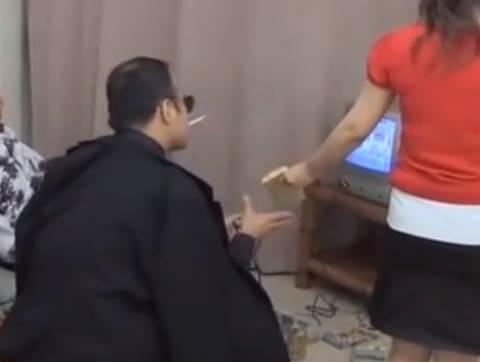 【ヘンリー塚本】はい今月分よ…巨乳人妻が金を借りたバカ男の為に昼間は温泉旅館で働き夜は他人男に抱かれて中出し