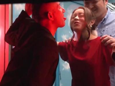 【逆転外見える!?×酔っ払い】成人式終わりのほろ酔い新成人が逆卑猥号で豪快にSEX！即抜け注意なR18映像