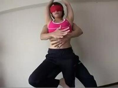 清純なスレンダー娘を寝バックでガン突き！アヘ顔でヨガリまくり(至福！淫乱)