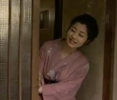 【ヘンリー塚本】和装美人のもとへ出向く中年男性　やる事と言ったらハメ倒す事　時間がある限りに体液が絡み合うほどセックスしまくり