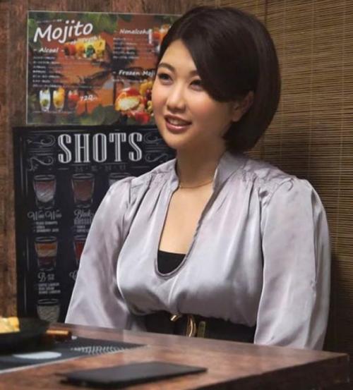 【人妻熟女】豊満エロボディの奥様を連れ込んで言い寄ってみたら生ハメセックスできた一部始終を盗撮