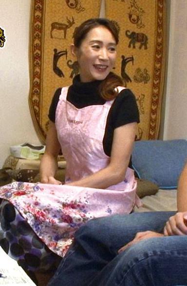 【おばさんレンタル】豊満エロボディの人妻に家事代行を依頼　来訪時に言い寄ってみたら生ハメ中出しセックス