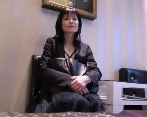 【人妻熟女】豊満エロボディの奥様が欲求不満解消ためのホテルで生ハメセックスをハメ撮り