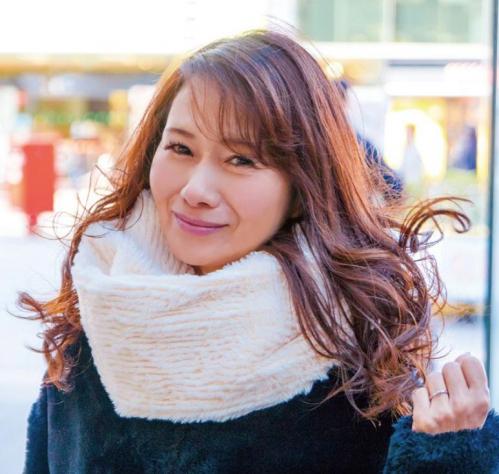 【熟女ナンパ】イケメンに褒められてその気になったおばさん　ホテルで「中出しセックスが若さの秘訣！」と淫乱な姿で暴露する