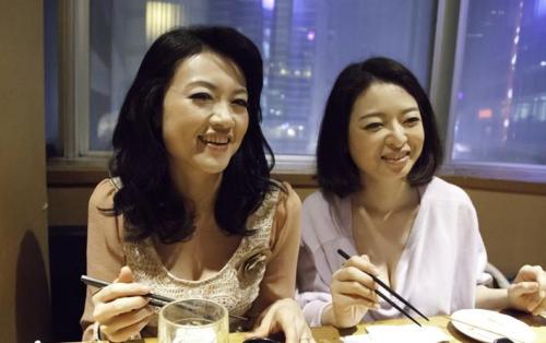 【人妻ナンパ】豊満エロボディのおばさんと飲み会で口説いてホテルで生ハメセックスのハメ撮り
