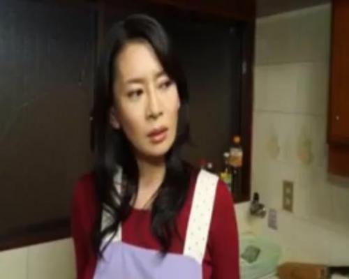 【人妻レイプ】義父に犯され続ける人妻　巨根の肉棒のピストンで悲鳴のような喘ぎ声で中出しセックス！