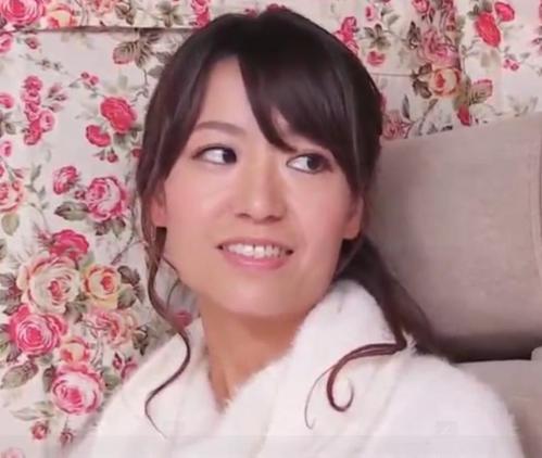 【熟女ナンパ】スレンダーな奥様を口説いて手マン・クンニ・ローターで発情させて膣内射精セックスを決めちゃいました