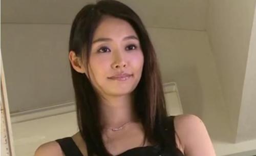 【夏目彩春】同窓会で再会したかつての恋人　人妻になっても禁断の関係になるための温泉旅館　中出しセックスまでしてしまう