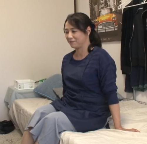【おばさんレンタル】五十路熟女に家事代行を依頼　言い寄ってみたらセックスできた一部始終を盗撮！