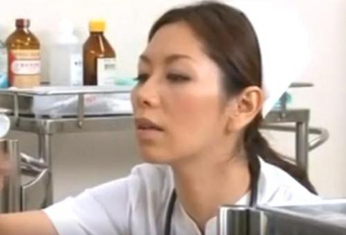 あらゆる勃起について問題がある患者が集う手コキクリニック　今日も看護師の前でセンズリしていきますｗ