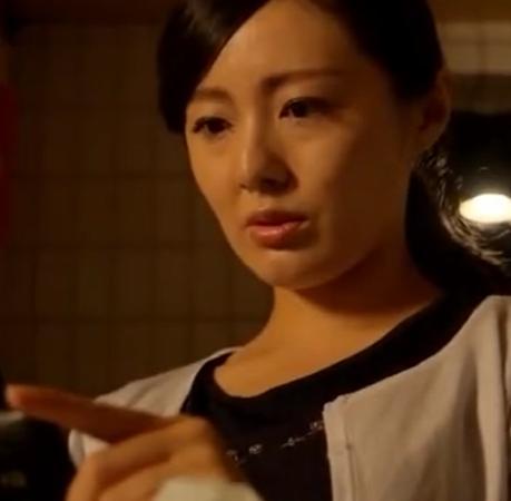 【人妻熟女】自分のお店の店員と不倫する奥様　美人だからこそキレイなエロさが眩しすぎる！