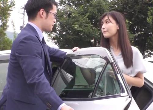 【並木塔子・人妻寝取られ】部下と妻が同行した出張先で夫婦水入らずのセックス　妖艶な熟女妻は欲求不満で部下ともさらに何度も性交を繰り返す！