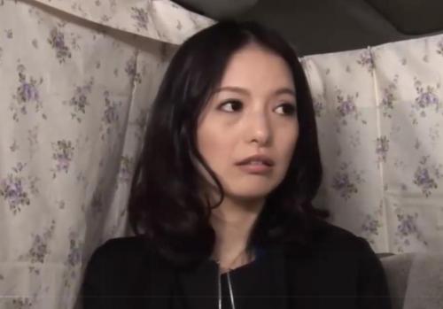 【奥様ナンパ】豊満エロボディの人妻を口説いて電マとローターで発情させて中出しセックスを決める！