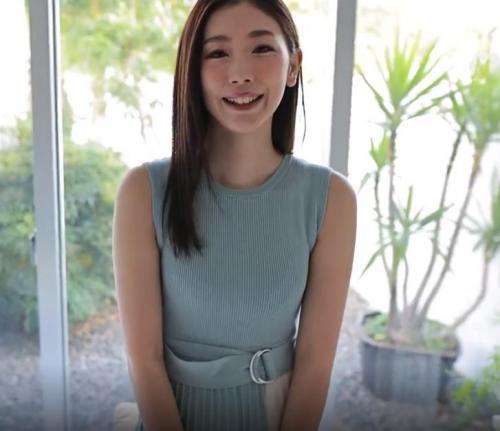 【小松杏】30歳美人妻がAV出演！スレンダーな身体にちっぱい胸と清楚な奥様が欲求不満解消のために乱れる！