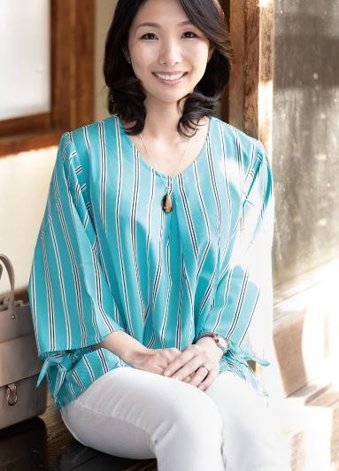 【人妻熟女】豊満エロボディの奥様が欲求不満解消のためにAV出演！