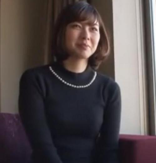【人妻熟女】美人な奥様が欲求不満を解消するためにAV出演！エロくなっていく姿にやっと性交できる悦びがあふれている。。。