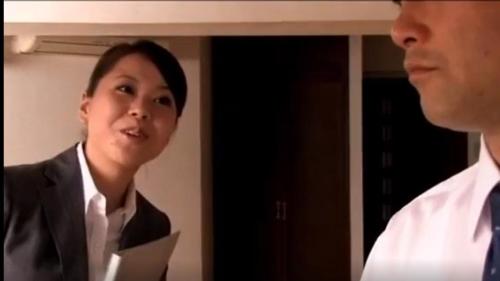 【ながえスタイル】アパート内覧に同行した豊満エロボディのOLをレイプ　