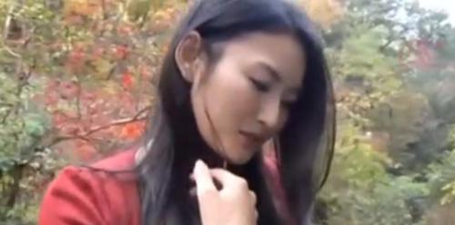夫の暴力から逃げた母子　山奥に隠れている間に禁断の関係に　豊満エロボディの熟女を若い肉棒が突き刺す