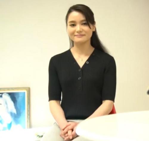 【人妻熟女】豊満エロボディの奥様が疑似恋愛を楽しみたくてAV出演　淫乱さ全開で中出しセックスを楽しむ！