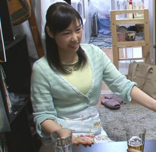 【おばさんレンタル】家事代行の熟女にセックスをお願いしたら中出しセックスまでさせてくれましたｗ